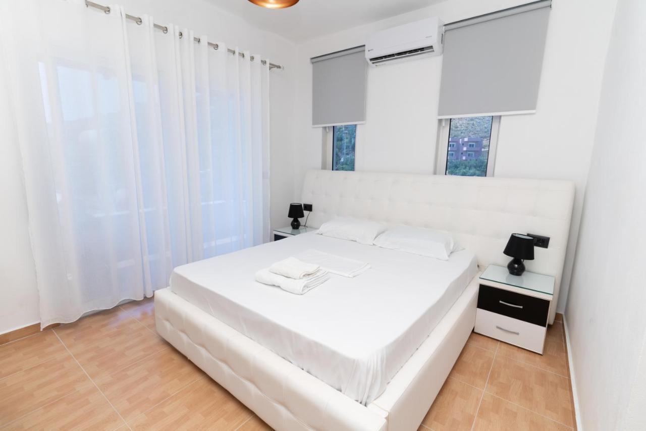 Laa Melossa Sarandë Exterior foto